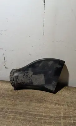 Audi A4 S4 B8 8K Air intake duct part 0111634B