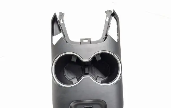 Cup holder front