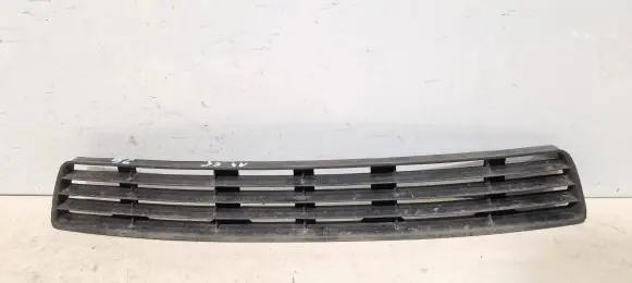 Audi A4 S4 B5 8D Front bumper lower grill 8d0807683