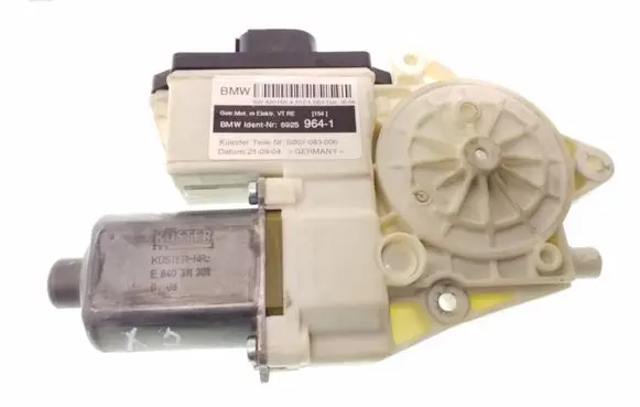 BMW X3 E83 Front door window regulator motor 69259641 E840311301 840311301