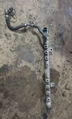Volvo V60 Fuel main line pipe 0445215025
