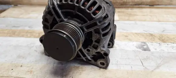 Skoda Fabia Mk1 (6Y) Generator/alternator 028903028G 028903028E 0124515010