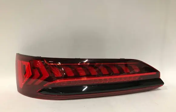 Audi Q7 4M Rear/tail lights 4M0.945.075.A 4M0945075A