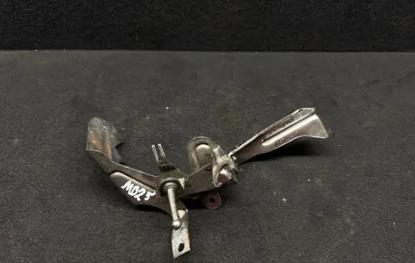 Mercedes-Benz GLE (W166 - C292) other engine part A6421840640 15T009