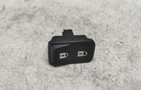 Volvo V50 Central locking switch button 03451500