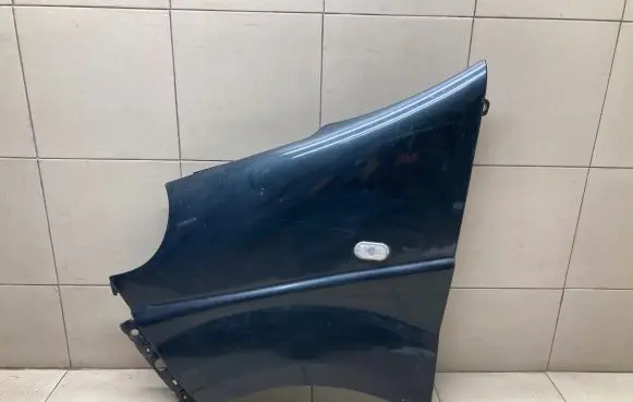 Renault Trafic II (X83) Fender