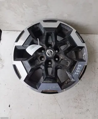 Nissan Navara D23 R18 alloy rim 