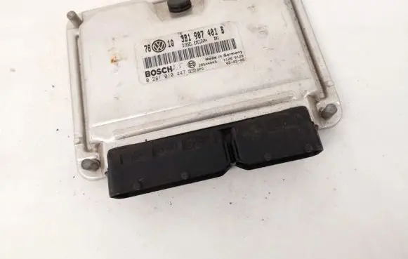 Volkswagen PASSAT B5.5 Engine control unit/module 3b1907401b 0281010447