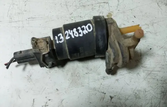 Opel Zafira B Windscreen/windshield washer pump 13248320