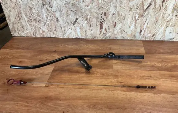 BMW 5 E60 E61 Oil level dip stick 7788969