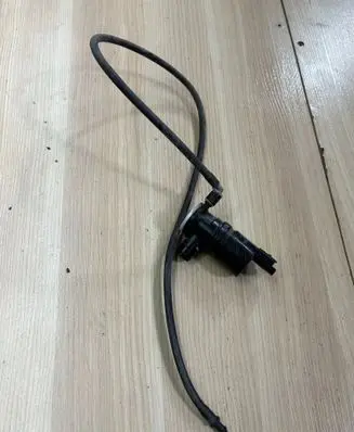 Opel Vivaro Windscreen/windshield washer pump 9811794980