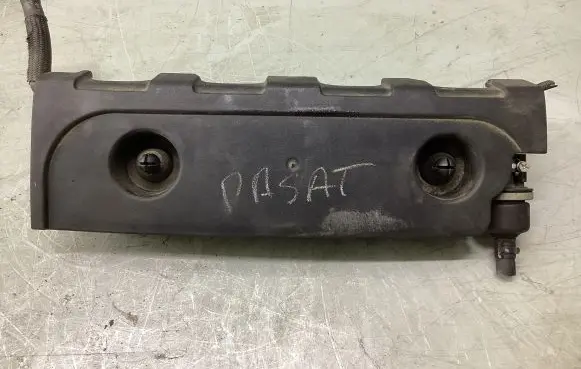 Volkswagen PASSAT B6 Engine cover (trim) 2900313739