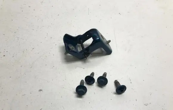Peugeot 408 P54 Rear door lower hinge