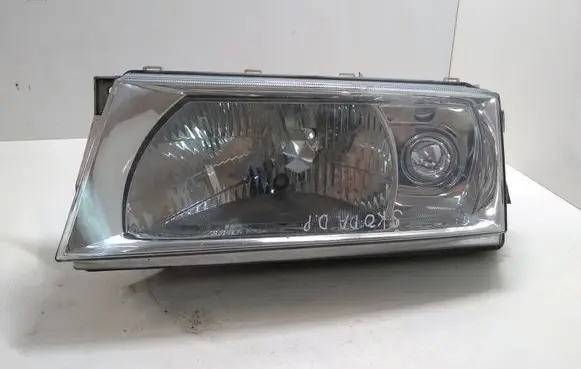 Skoda Octavia Mk1 (1U) Headlight/headlamp 1U2941015H