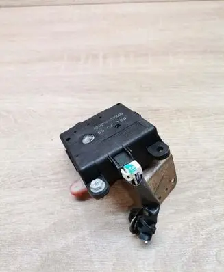 Nissan Qashqai Air flap motor/actuator A24820A3200000