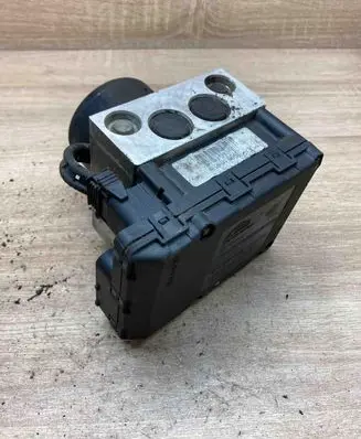 Volkswagen Polo III 6N 6N2 6NF ABS Pump 1J0907379G 1J0614117C