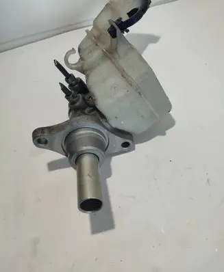 Mitsubishi Outlander Master brake cylinder 06335611111 06335610091 220536