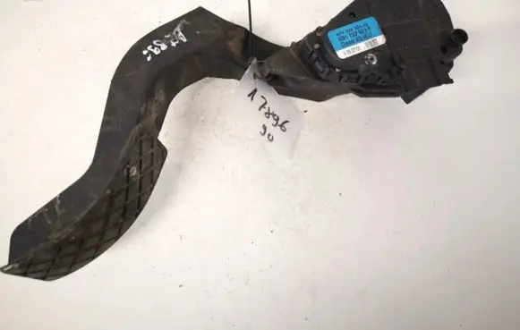 Audi A6 S6 C5 4B Accelerator throttle pedal 8d1723523f 6pv008376-02