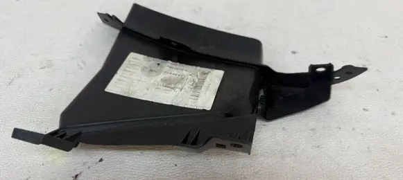 Audi A4 S4 B9 Brake cooling air channel/duct 8W0121764L