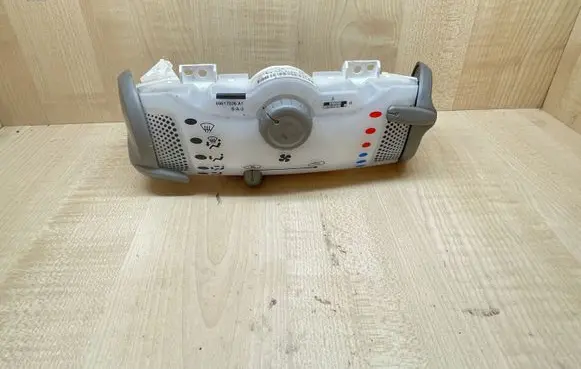 Citroen C3 Climate control unit 69617004 69617003Q 69610009