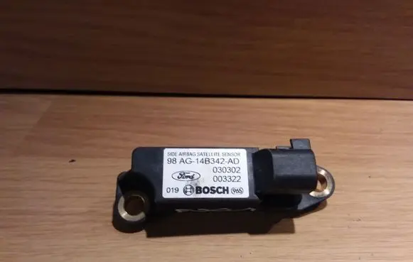 Ford Focus Airbag deployment crash/impact sensor 98AG14B342AD