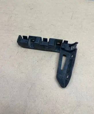 Audi TT TTS Mk2 Front bumper mounting bracket 8J0807183B
