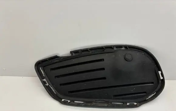Mercedes-Benz C AMG W205 Front bumper lower grill A2058854023