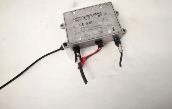 Antenna control unit
