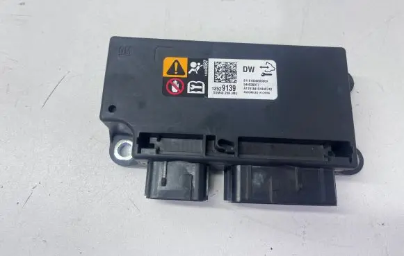 Buick Encore I Airbag control unit/module 13529139