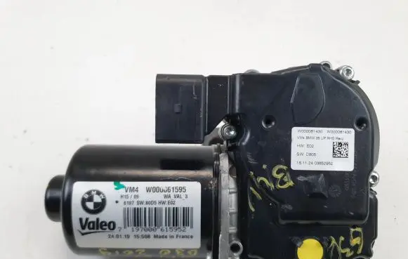BMW 5 G30 G31 Wiper motor 9491440