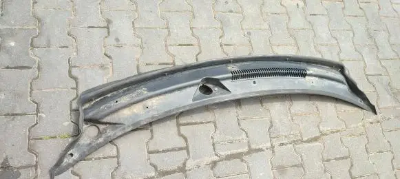 Fiat Freemont Wiper trim 05116266AF 37612U