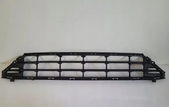 Volvo XC60 Front bumper lower grill 32296070