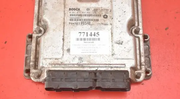 Chrysler Grand Voyager IV Engine control unit/module ECU P04727665AB