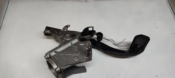 BMW X5 E53 Brake pedal bracket assembly FHL02001101