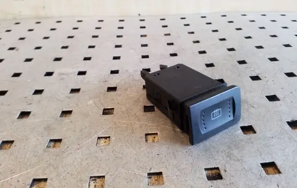 Windscreen/window heater switch