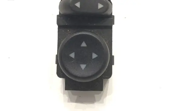 Fiat Linea Wing mirror switch