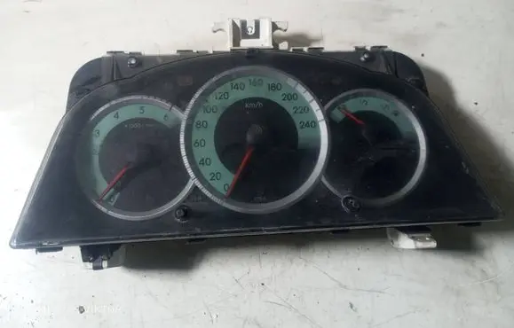 Toyota Corolla Verso AR10 Speedometer (instrument cluster) 838000F091 MB2574308260