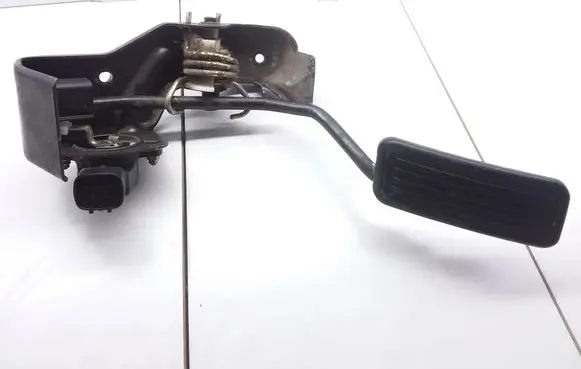 Toyota Corolla Verso E121 Accelerator throttle pedal 7811135030