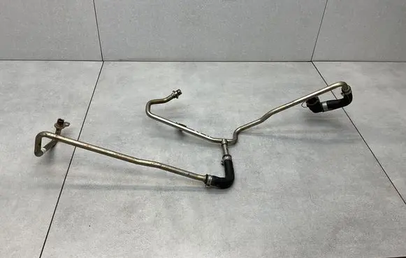 BMW X3M F97 Engine coolant pipe/hose 8091175