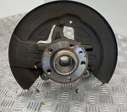 Volvo V60 Front wheel hub