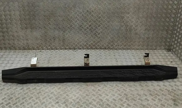 Isuzu D-Max Sill 8979078310