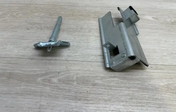 Porsche Cayenne (92A) Battery bracket 95561121002 7L0801387D 95561120902