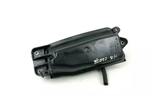 Vacuum air tank