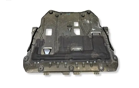 Volvo XC40 Engine splash shield/under tray 32241301