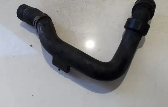 Audi A4 S4 B6 8E 8H Engine coolant pipe/hose 8E0121101C