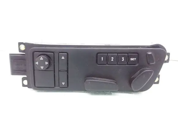 Volkswagen Touareg I Seat control switch 7L6959765B