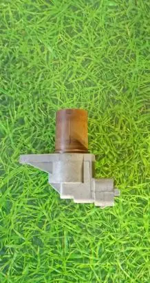 BMW M5 Crankshaft speed sensor 7834490