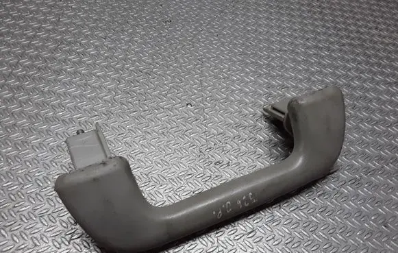 Toyota Avensis T250 Front interior roof grab handle