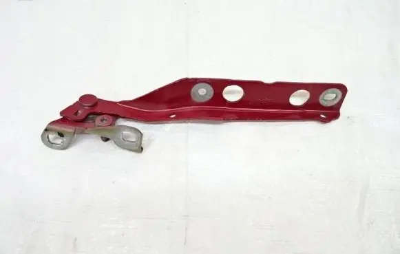 Engine bonnet/hood hinges