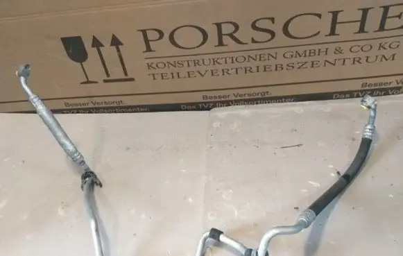 Audi A3 S3 8P Air conditioning (A/C) pipe/hose 1k0820743ak